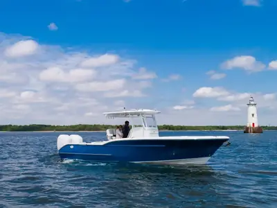 Buddy Davis 28 Center Console