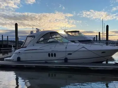 Cruisers 420 Express