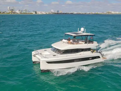 2022 Fountaine Pajot MY6