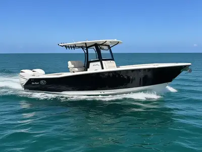 2022 Sea Hunt GAMEFISH 30 CB
