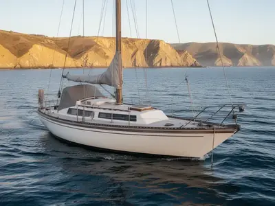 1976 Islander 36