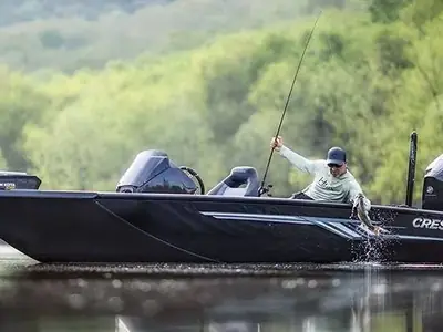 Crestliner MX 19