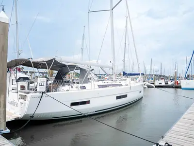 Dufour 530