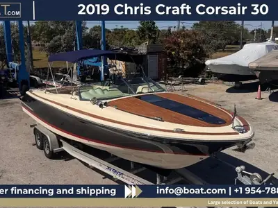 Chris-Craft CORSAIR 30