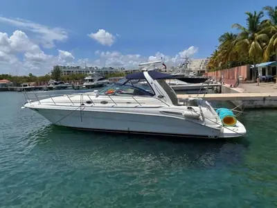 2002 Sea Ray Express Cruiser 410