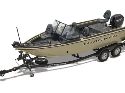 Tracker TARGA V-18 COMBO