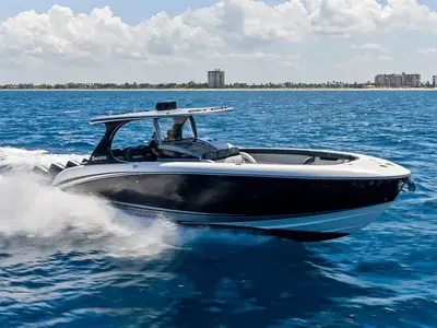 2020 Mystic Powerboats M4200