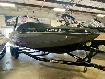 2021 Scarab 255 ID