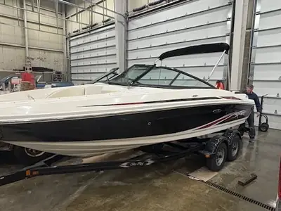 2012 Sea Ray 205 Sport
