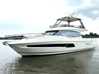 2022 Prestige 460S Coupe