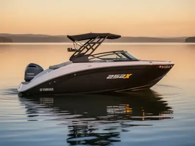 2023 Yamaha 252XE