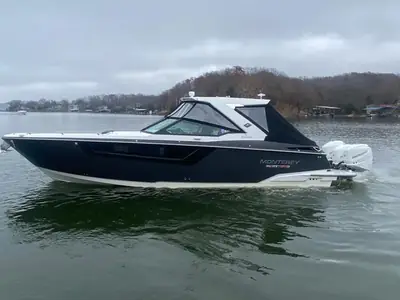 2020 Monterey 385 SE