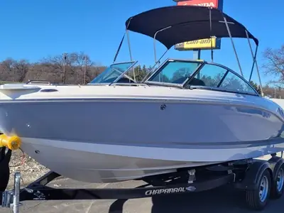 2025 Chaparral 21 SSI SKI & FISH