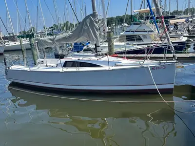 2015 Catalina 275 Sport