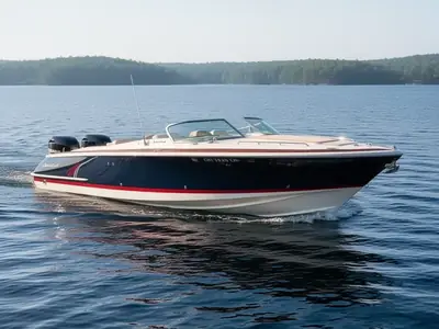 2008 Chris-Craft Launch 28