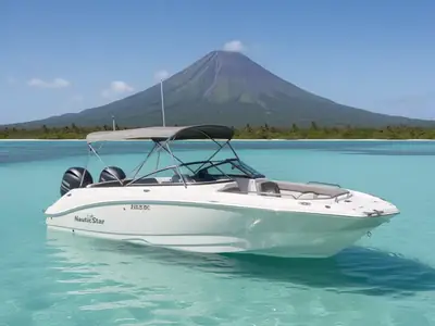 2023 Nautic Star 243 DC