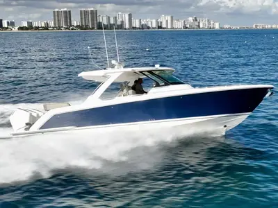 2023 Tiara 38 LS