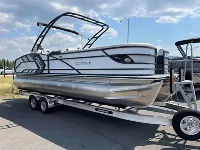 Crest Pontoons 250 SLRC