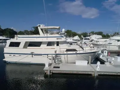 1985 Hatteras 58 MOTOR YACHT