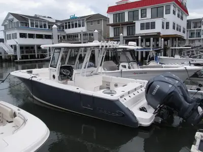 2023 Robalo R270