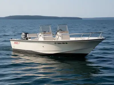 Boston Whaler SL 16