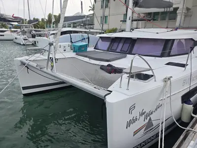 Fountaine Pajot Lucia