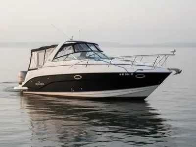 2007 Rinker 300 EXPRESS CRUISER