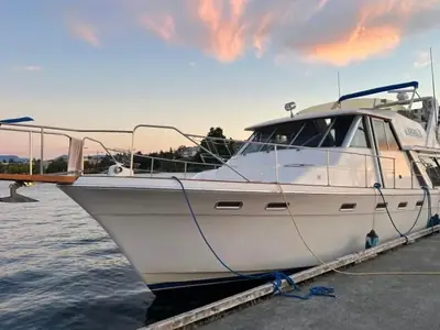 1988 Bayliner Corp 4588