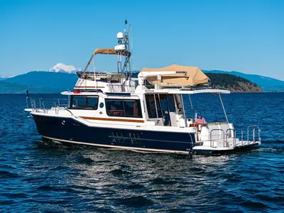 Ranger Tugs R-41 CB