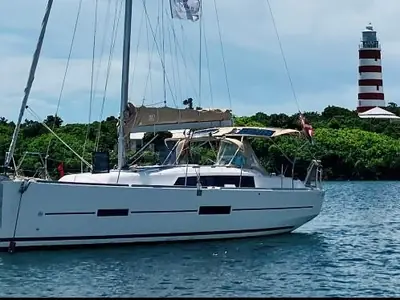 Dufour 382 GRAND LARGE