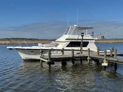 Hatteras 52 CONVERTIBLE