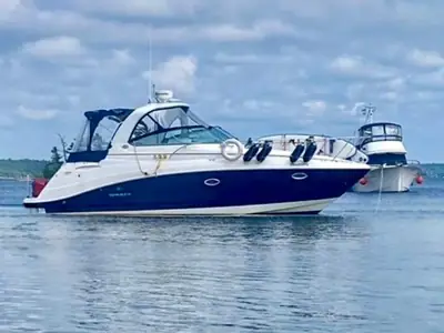 2008 Rinker Express Cruiser