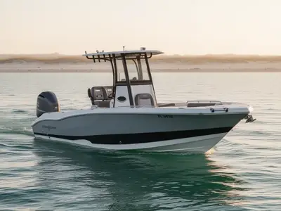 2024 NauticStar 251 HYBRID