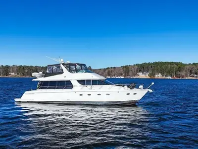 2001 Carver 570 VOYAGER PILOTHOUSE