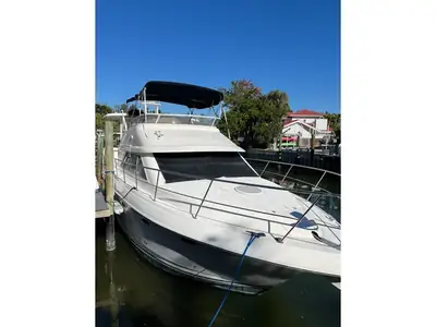 Cruisers 3750 MOTORYACHT
