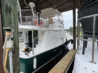 Mainship Motor 390 TRAWLER