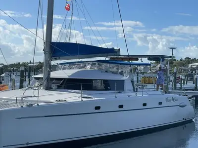 Fountaine Pajot 43 Belize