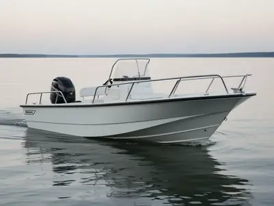 2017 Boston Whaler 190 Montauk