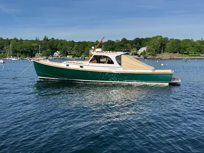 Island Packet 38