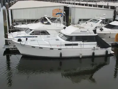 1988 Bayliner Corp 3888