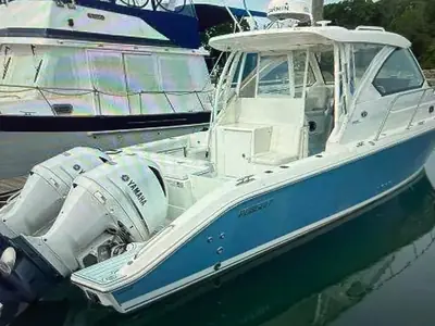 2021 Pursuit OS 325 Offshore