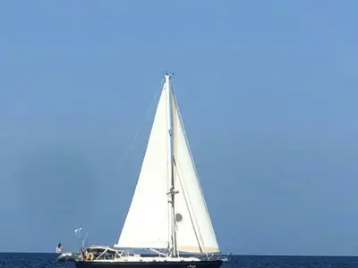 2000 Passport 470 AFT