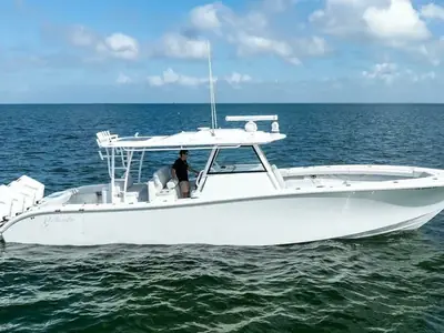 Yellowfin 42
