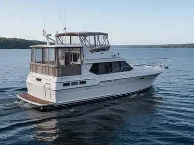 1988 Carver 3807 AFT CABIN