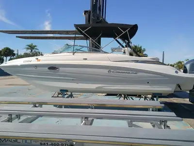 Crownline E6 XS
