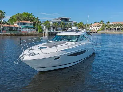 2014 Sea Ray 410 Sundancer