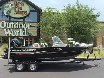 2015 Tracker Targa V-18 WT
