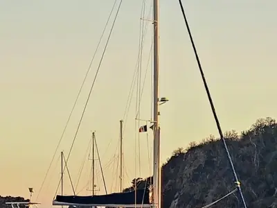 2006 Beneteau OCEANIS CLIPPER 523