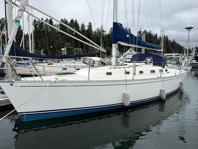 2000 Tartan 3700