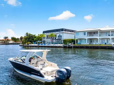 2023 Chaparral 280 OSX